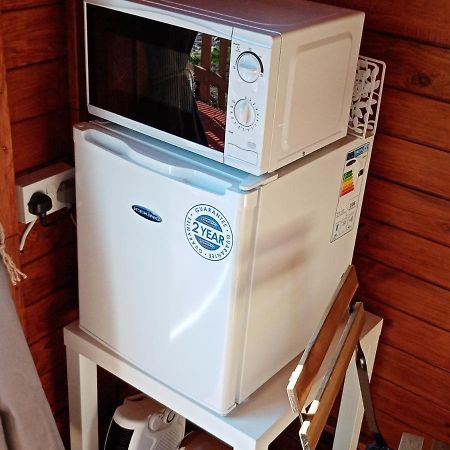 Wee Hoose Glamping 3 Otel Kinbrace Dış mekan fotoğraf