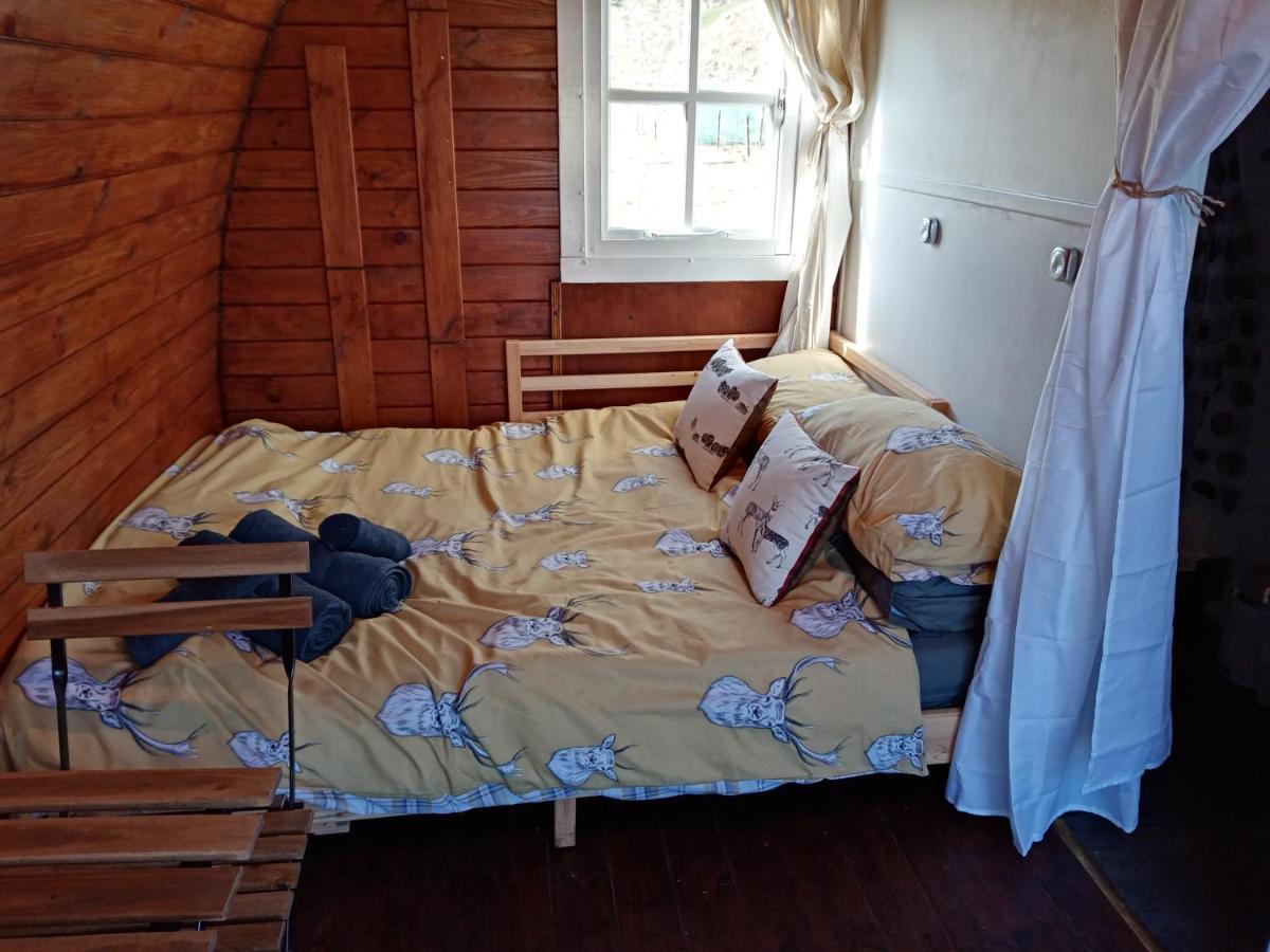 Wee Hoose Glamping 3 Otel Kinbrace Dış mekan fotoğraf